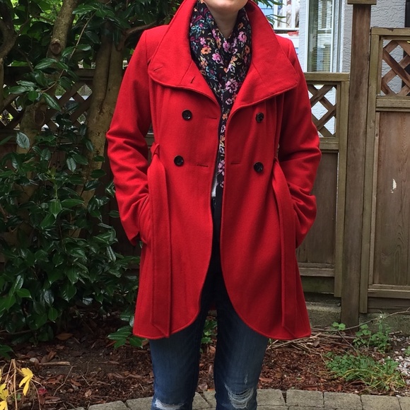 SOLD Guess Wool Coat, size M - Picture 13 of 13